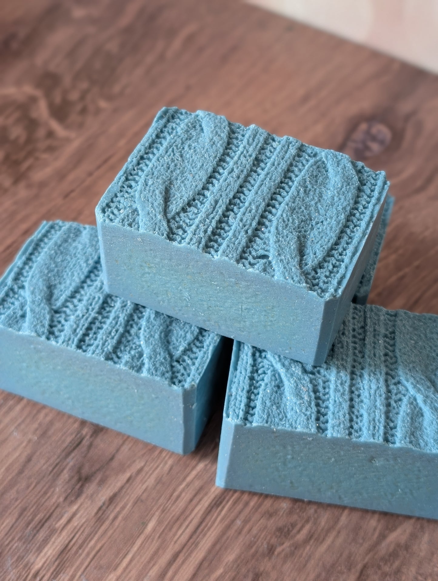** Cozy Sweater - Winter Wonderland scented **
