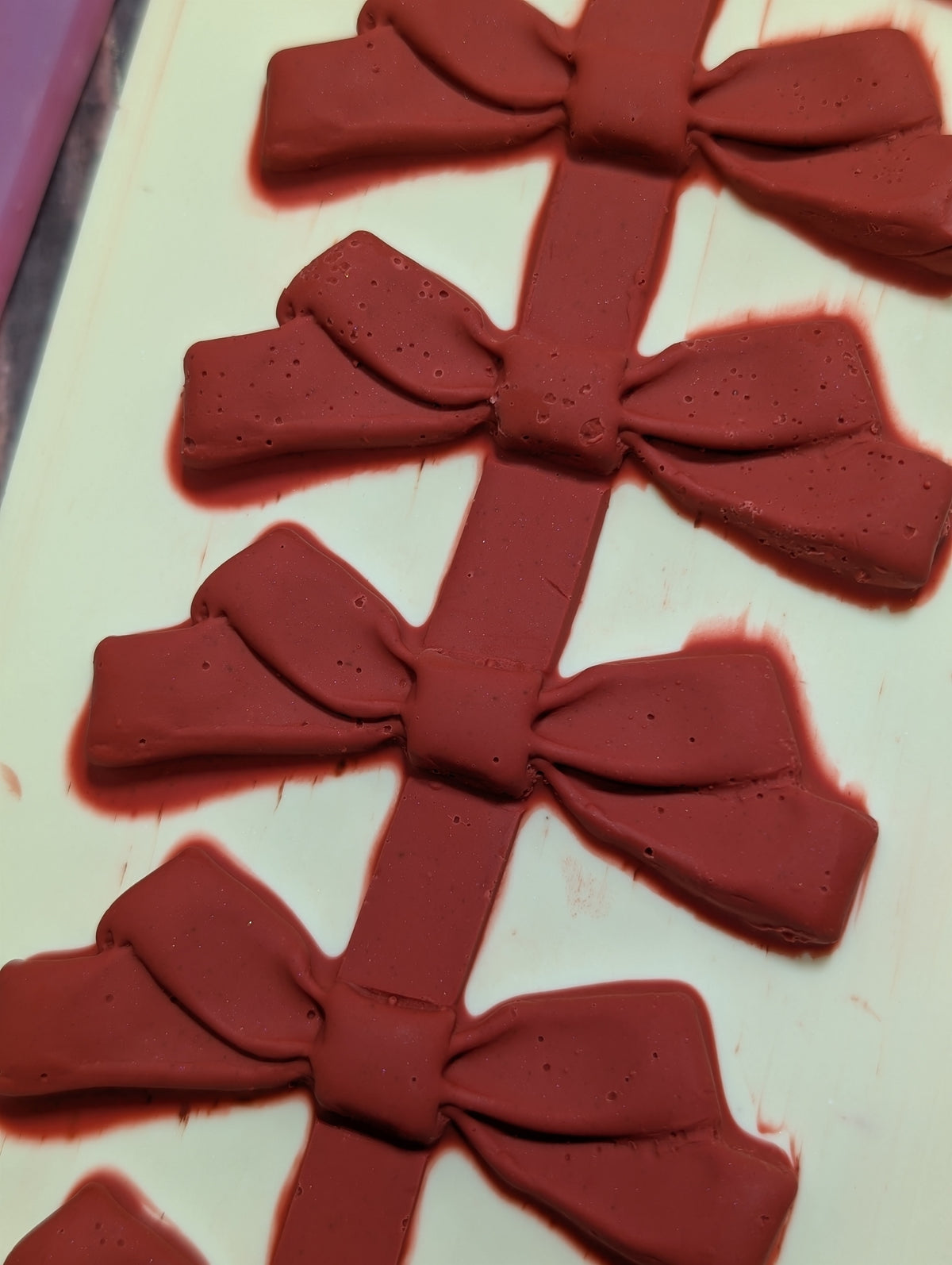 *Soapmaking Tools: PRESALE - NEW "Bows" Silicone Impression Mat - Will ship by 10/9/26*