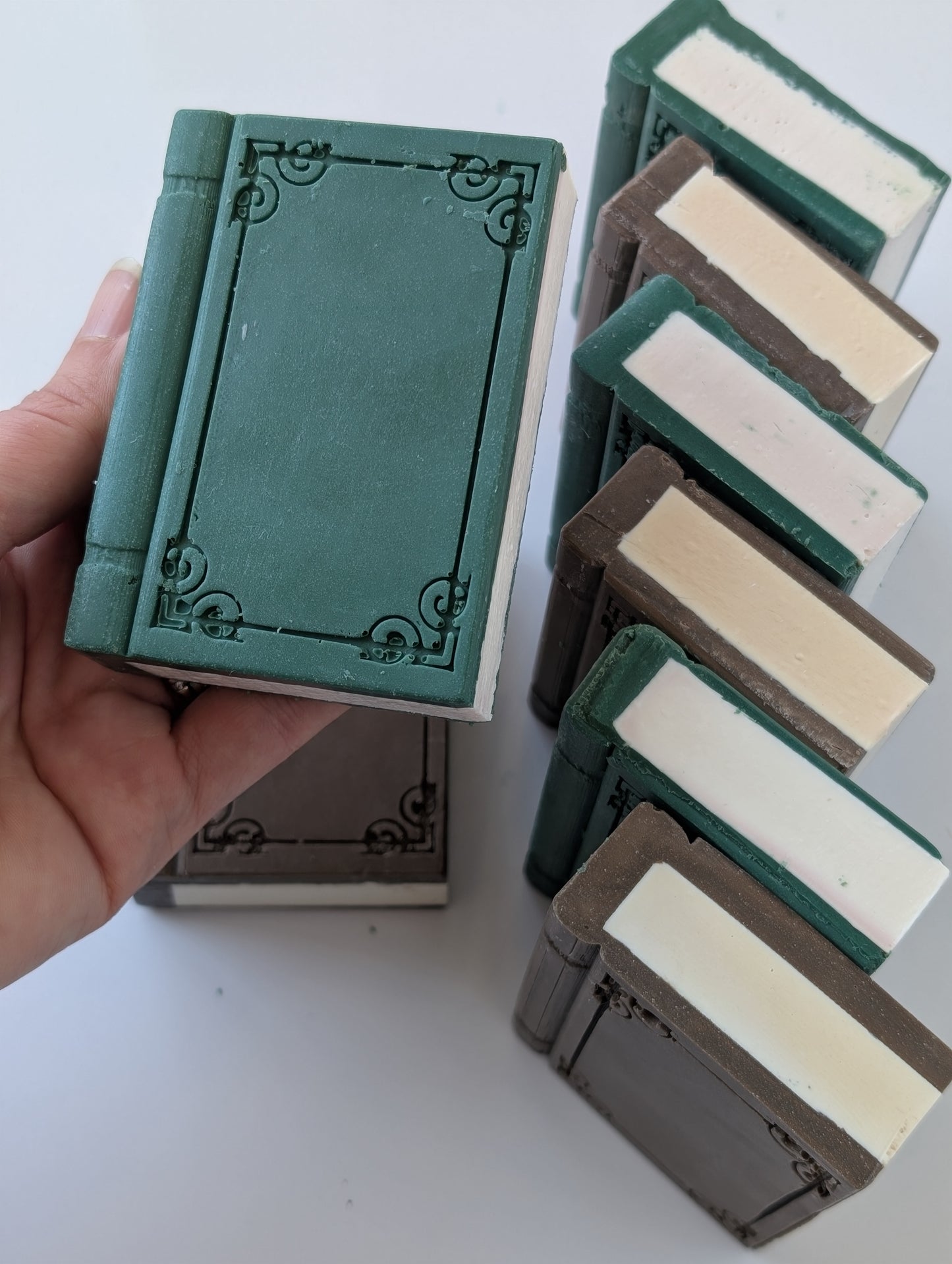 Soapmaking Tools: 4-bar Book Mold (3-piece set)