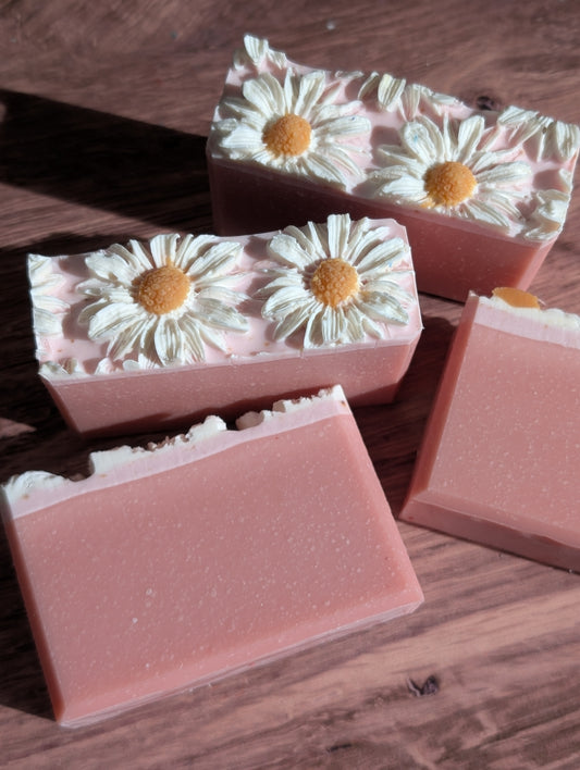 ** Honeyed Apple & Bergamot **