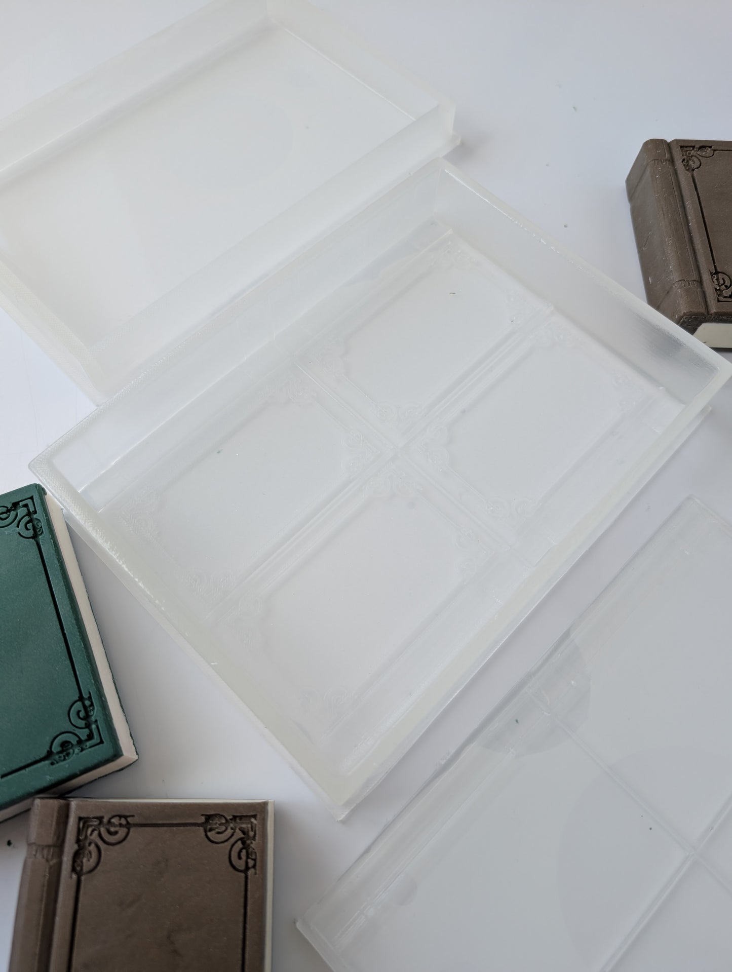 Soapmaking Tools: 4-bar Book Mold (3-piece set)